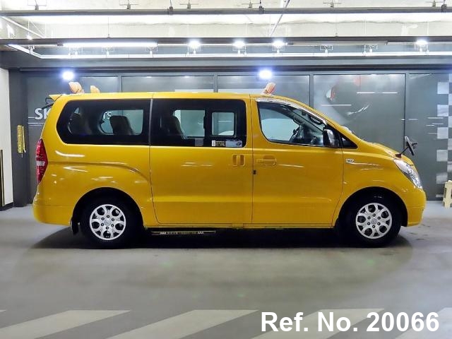  Hyundai / Grand Starex Stock No. 20066